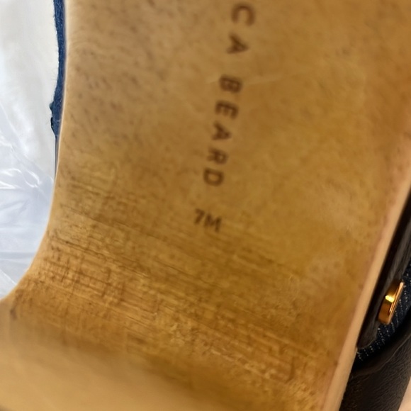 VERONICA BEARD Dacey Blue Denim Buckle Clogs size 7 New - Picture 12 of 12